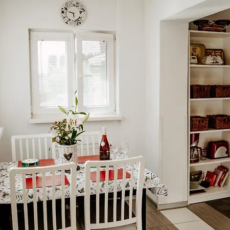 Big Garden House Holiday home *